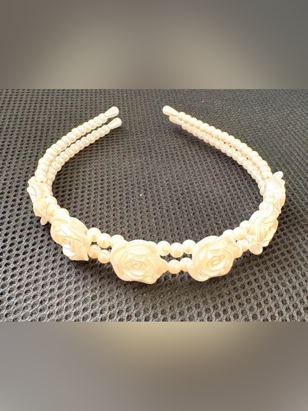 White faux pearl head band with floral accent, 5.9” x 5.1” party coquette twee